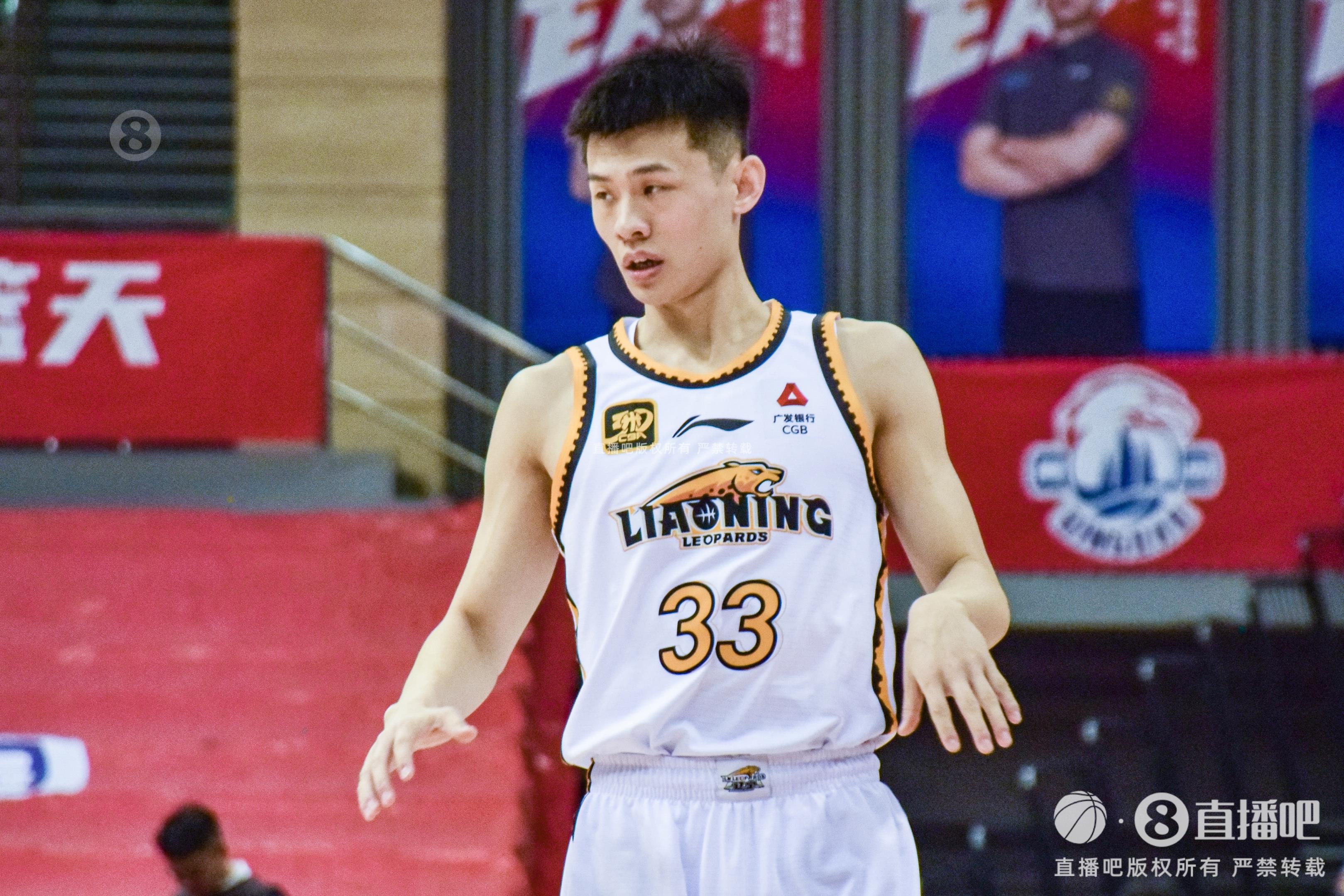 盡力了！王嵐嵚末節(jié)2記三分 全場18分鐘4中3拿到10分